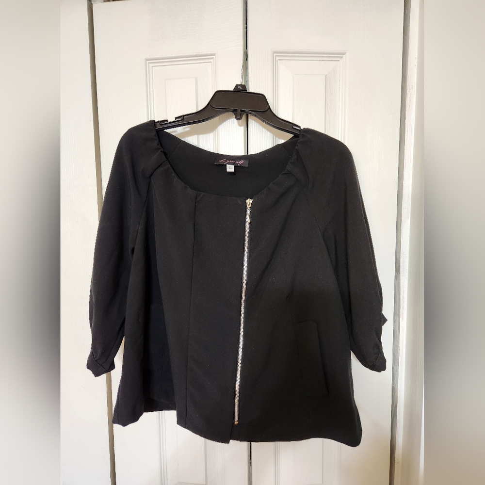 Be Yourself Zipper Blouse Size Large